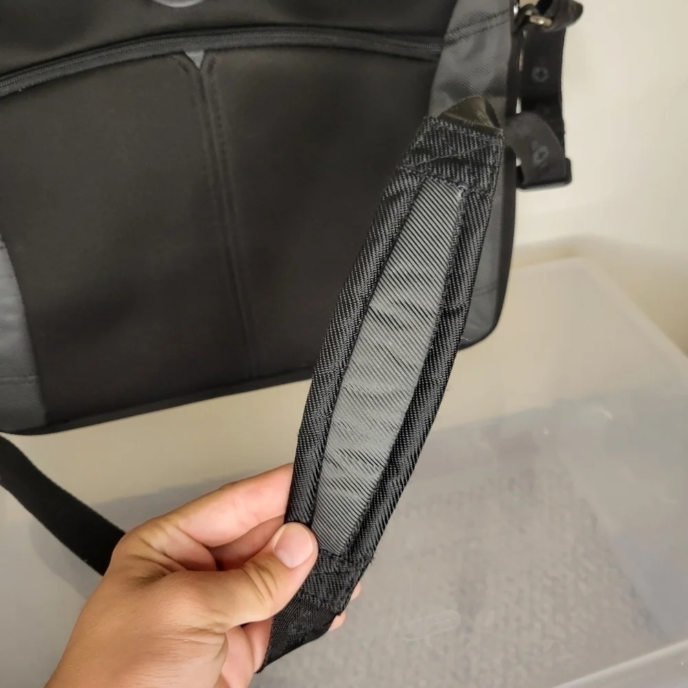 Wegner SwissGear Sherpa Black Laptop Double Slimcase Bag